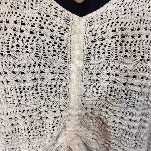 White Crochet Lace Long Sleeve Crop Top 2X NWOT - Picture 6 of 8